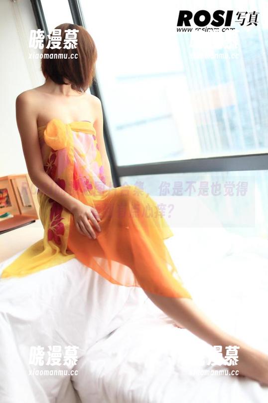 ROSI的裸足图片合集，你是不是也觉得看到有点心痒？