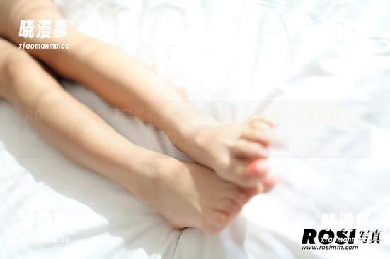 ROSI日常：你确定这不是我在厨房乱搞的原图？快来点评一下我的“厨艺”！