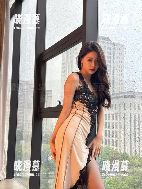 微密圈 - Sia不吃鱼的在线画面，甜心化身，真心不想眨眼。