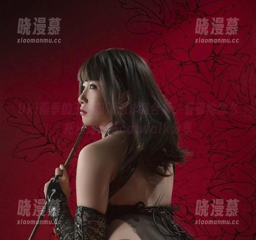 Uki雨季的玉藻前海边泳装合集，看看她怎么把沙滩走成catwalk分享