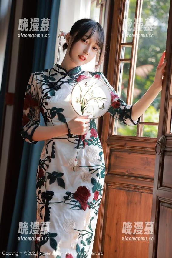 Xiuren秀人网 - 原图深入浴缸的水雾，若隐若现间，徐莉芝Botty就是那场可疑的浪漫。