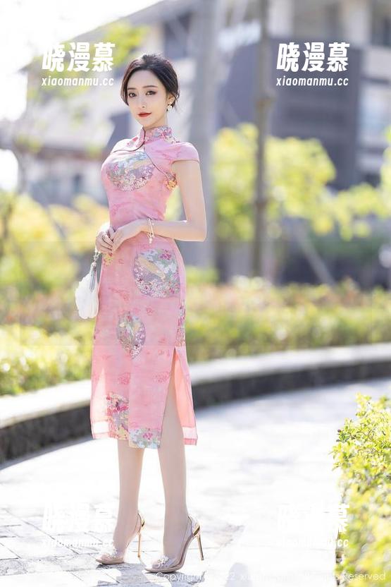Xiuren秀人网 - 顾楚楚的水手服合集：居然能把这么普通的衣服穿得那么让人想多想，是个什么神仙操作。