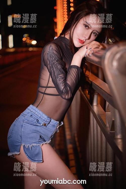 YouMi尤蜜荟 - 尹菲的图包精选：嫣红柔情，居然比我那杯红酒还要醉人