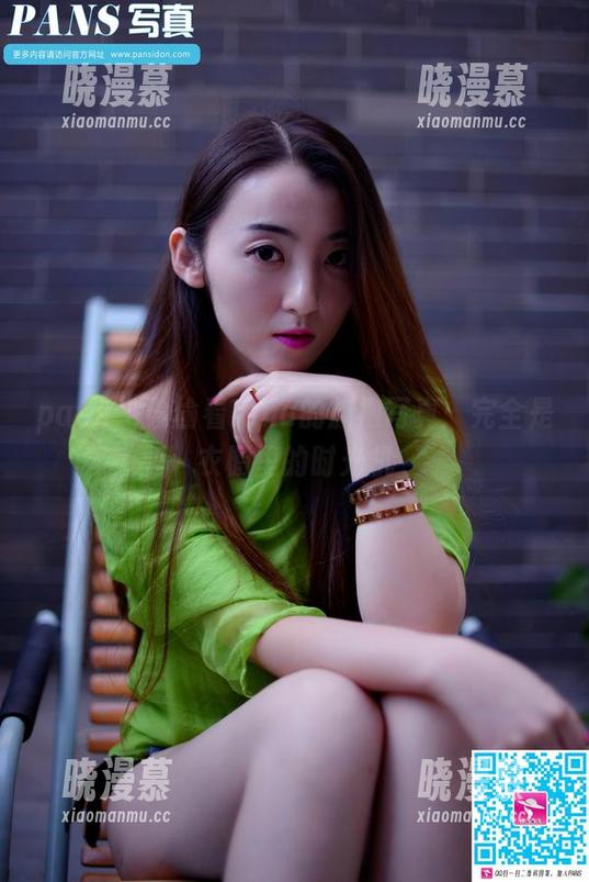 pans - 偷偷看Tina的旗袍写真：完全是衣橱里的时光机