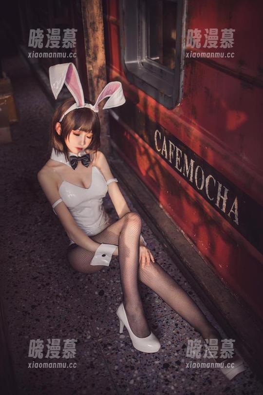 不只是女仆，高清摧毁你的屏幕，乖乖衣宝的壁纸惊艳。