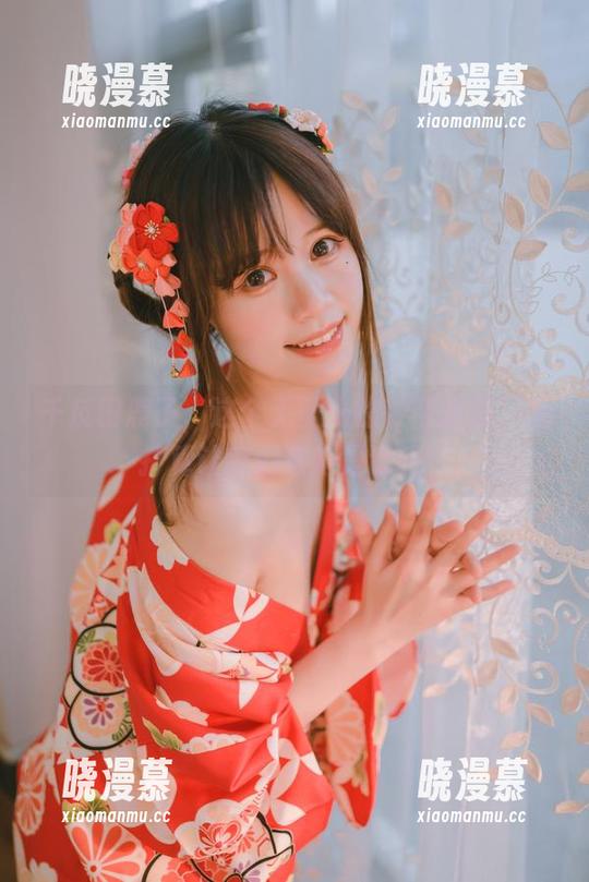 千反田鹿子，这个无圣光的镂空图集，是打算让我们猜她是谁吗？
