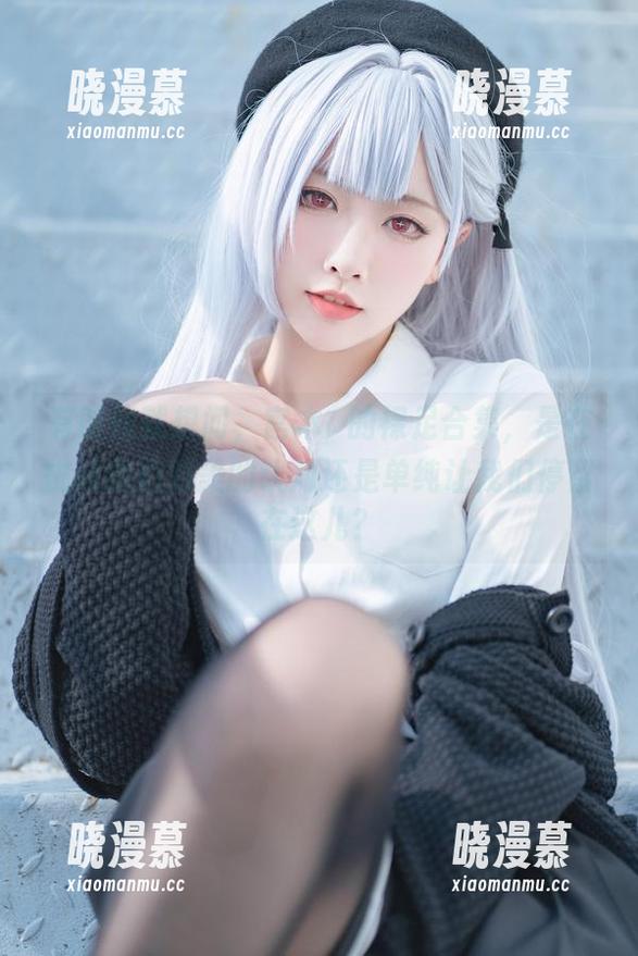 有时候就想问，宫本桜的裸足合集，是在挑战我们对美的认知还是单纯让我们停留在这儿？