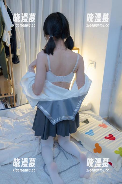 汇总一下，“少女秩序”网盘里的白丝红裙合集，完美地改变了我对秋天的看法。