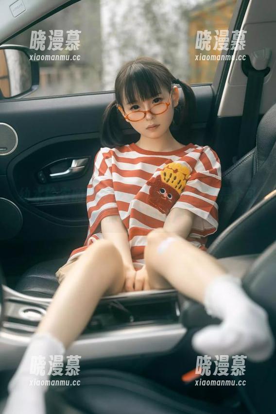 幼水铃衣的梦浴少女：早上醒来真是个可怜的起床困难户