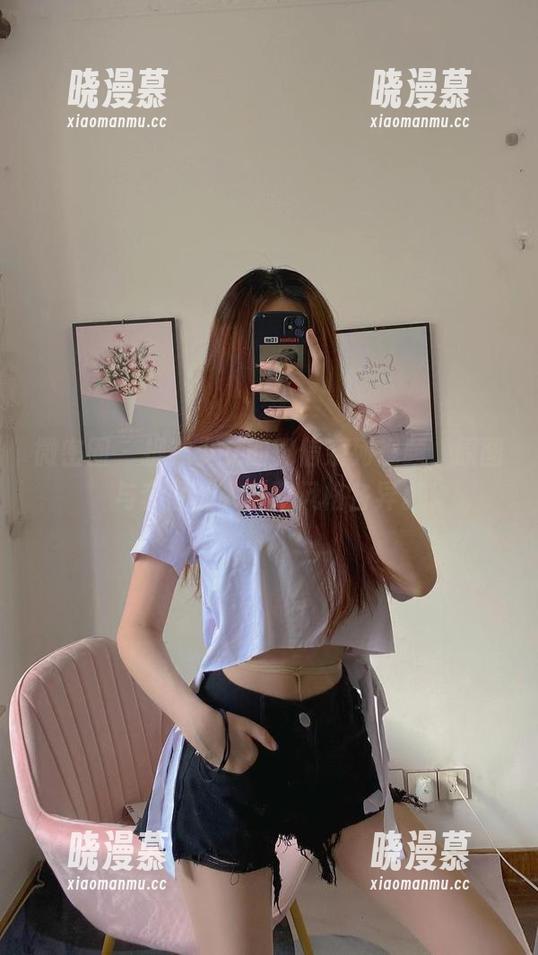提袜少女 微密圈 - 提袜少女的微信系列视频,原图与套图让人感叹风格各异。