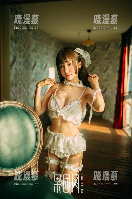 果团网 - 大家快看！云菲菲的最新图册，少女身影闪得我眼花