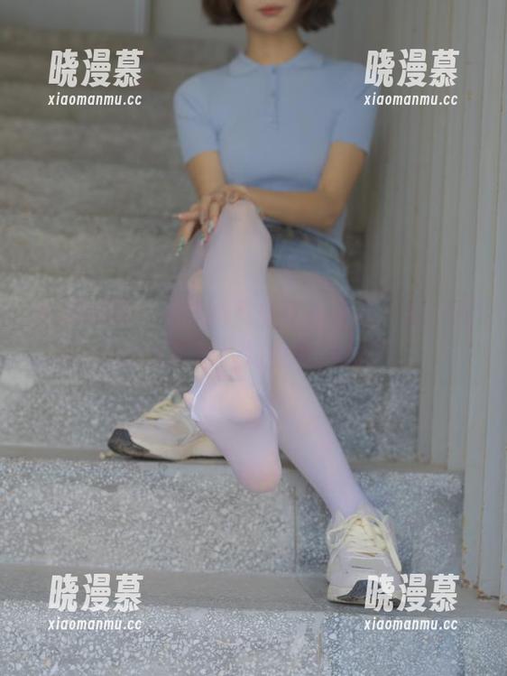 森萝财团 - 小夜的黑丝作品分享，似乎有什么不为人知的吸引力？
