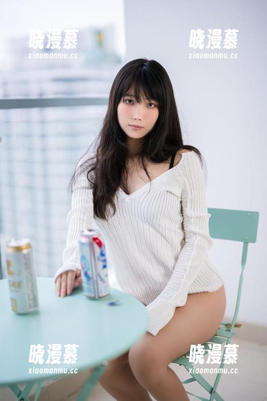 掀开高跟鞋的面纱，汪知子带来最新的视觉冲击