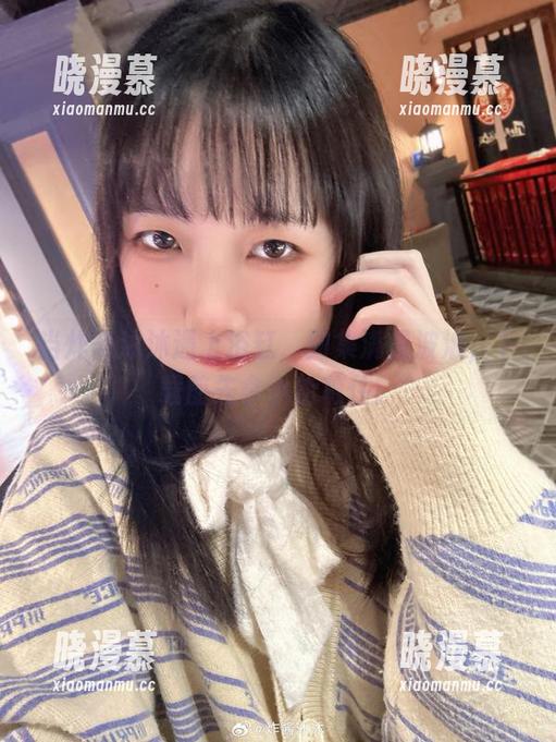 当炸酱沐沐遇上浴缸，图集满是波浪，下载前先拿小船稳住。