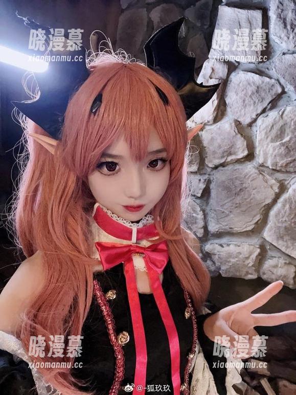 狐玖玖的cos作品太棒了，分享她如何完美还原碧蓝航线的大凤！