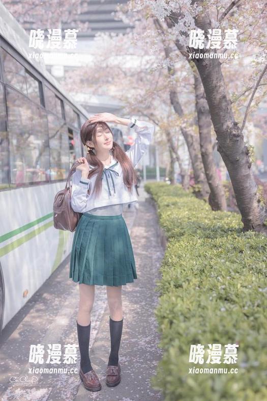 王羽杉户外写真：漫步于大自然的同时，顺便收集资源！