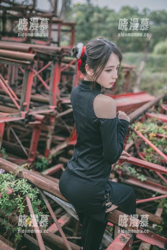 疯猫ss写真：蓝调浴缸里的水波荡漾，福利满满