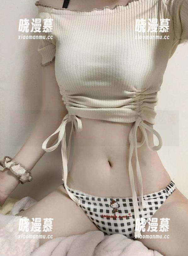 微密圈 - 相扑猫姐姐的套图要不要这么吸引人呀，私拍还自带滤镜吗？