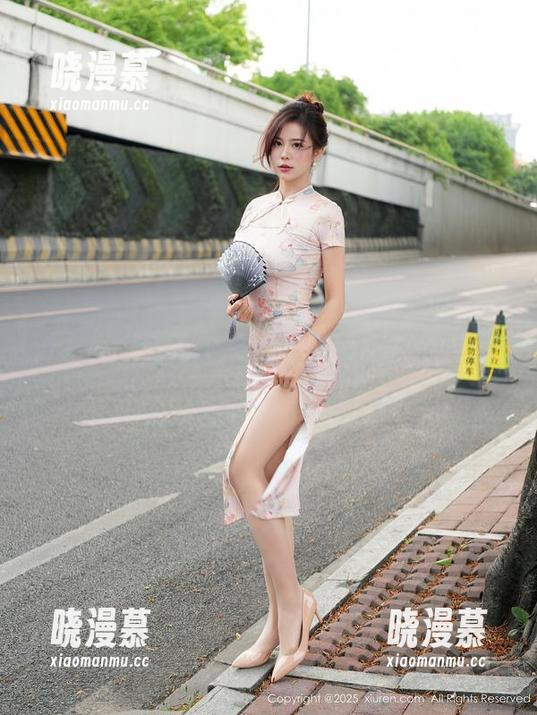 秀人网 - 娜娜子呀给我展示了什么？美腿图包和我无尽的嫉妒！