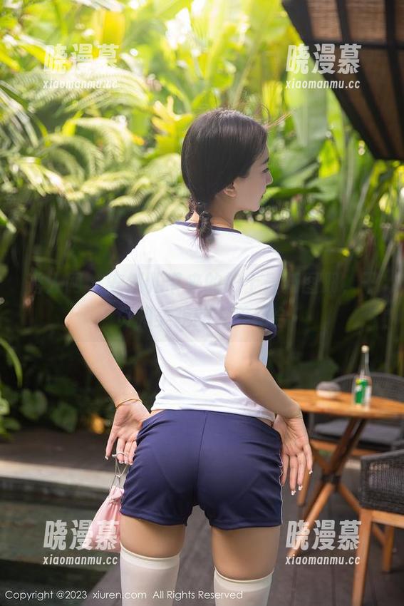 秀人网 - 安然儿带来的护士最新图册，干货和美貌的完美结合