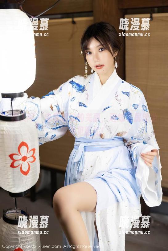 秀人网 - 宅家游泳的美丽，璀灿私房泳池原图见面礼！