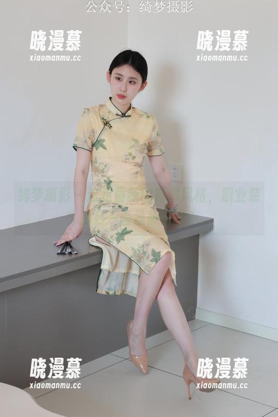绮梦摄影 - 这是最新的露露风格，职业装的另一面准备好了？