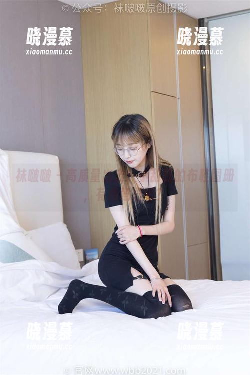 袜啵啵 - 高质量出击！小甜豆的布鞋图册，有点意思吧？