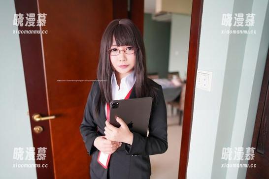 到铭铭kizami这儿一探究竟，私房照相馆里的无圣光风格，套图中藏着哪些小心思？